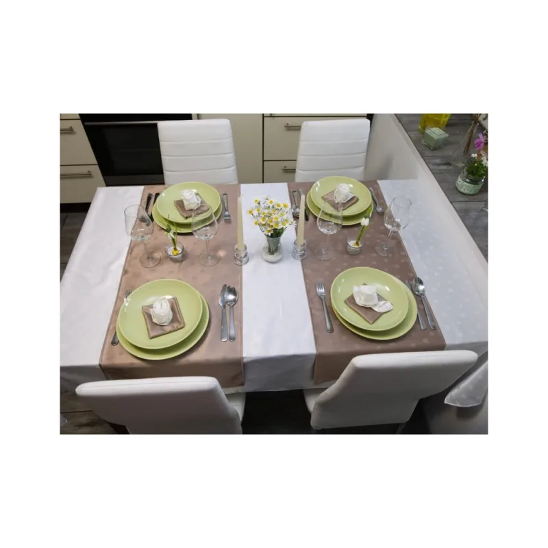 Ubrus Odaska 40x140 sedmikrásky kávová