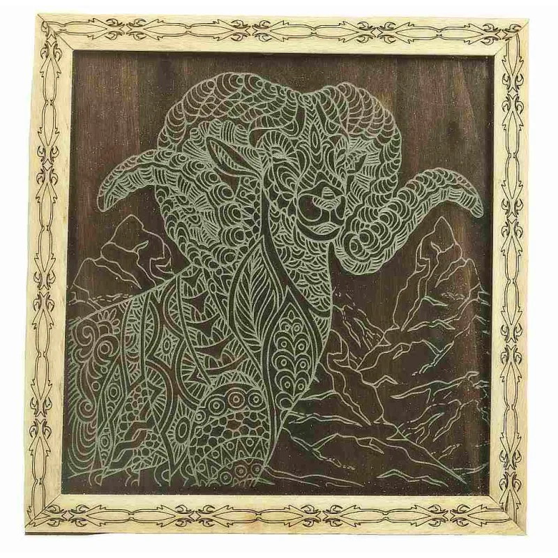 Kreativní dílo, obraz ve stylu Zentangle, motiv berana na skle