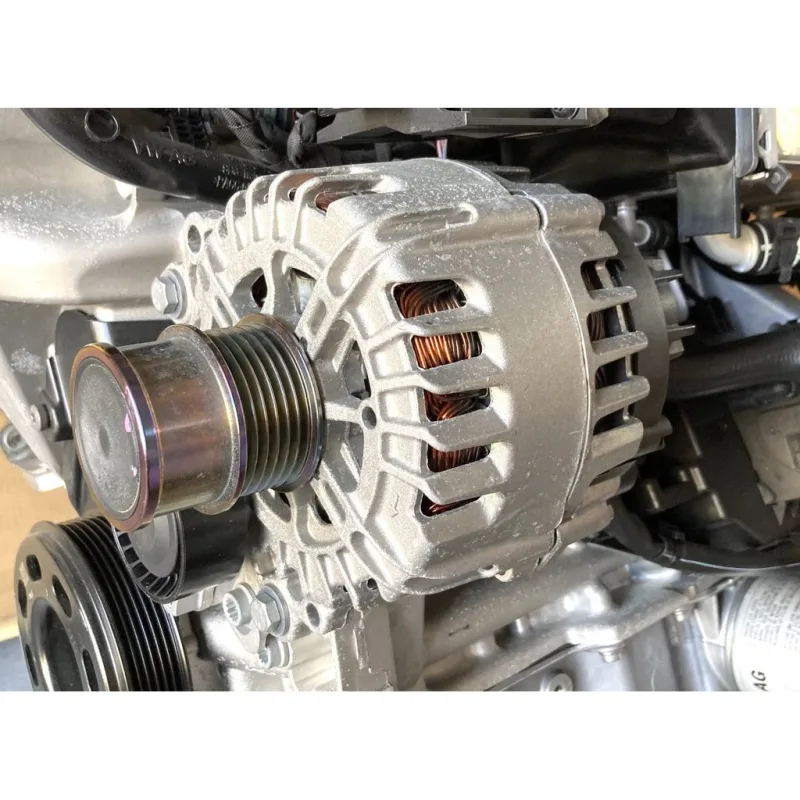 04E903015D alternátor