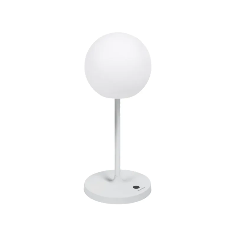 Bílá plastová stolní LED lampa Kave Home Dinesh se šedou podnoží