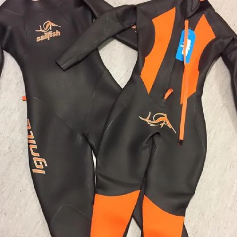 Půjčovna neoprenů sailfish