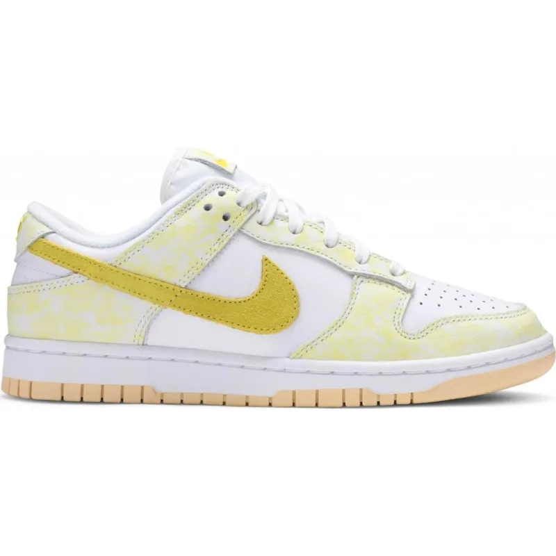 Nike Dunk Low Yellow Strike (W)