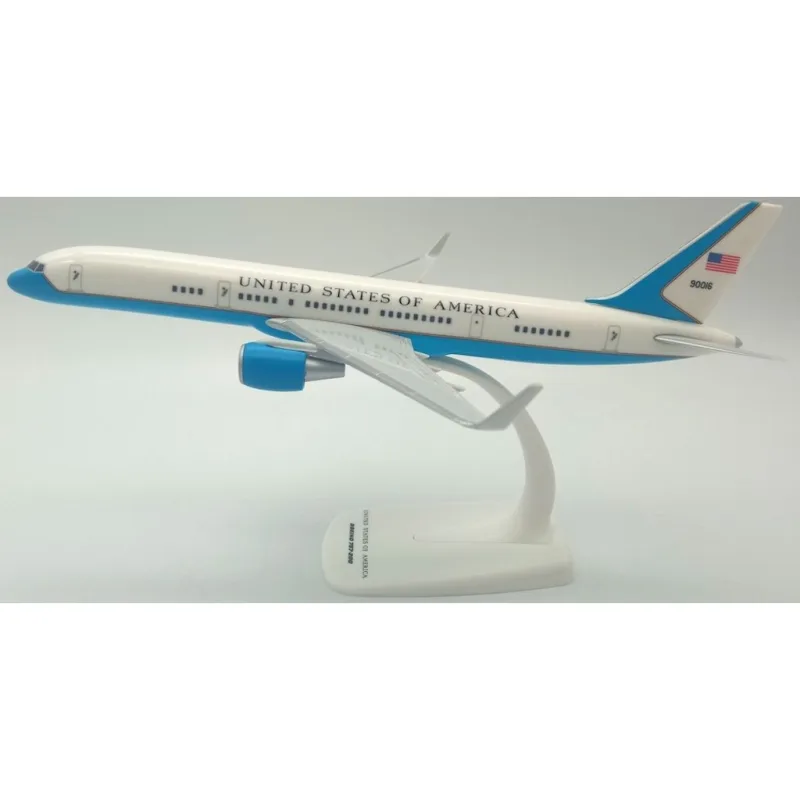 PPC Holland - Boeing B757-300, USAF, 1/200