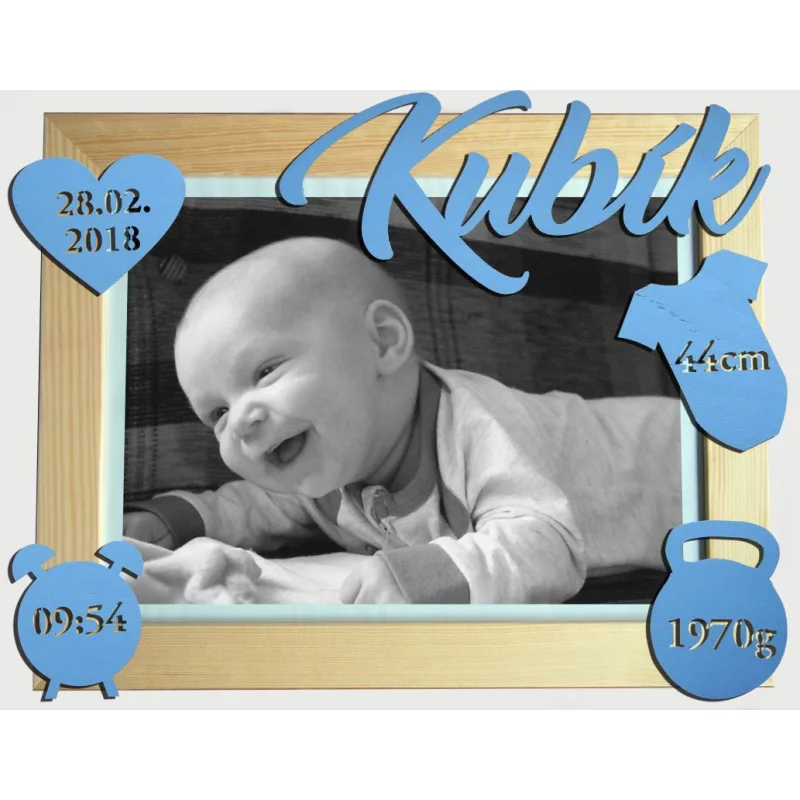 Dřevěný fotorámeček 30x40cm s vyřezávanými porodními údaji