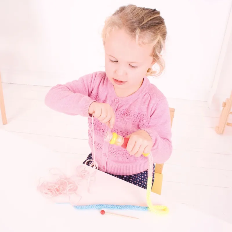 Bigjigs Toys Bábika na pletenie