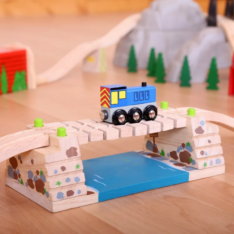 Bigjigs Rail Drevené vláčiky - Hojdací most cez rieku