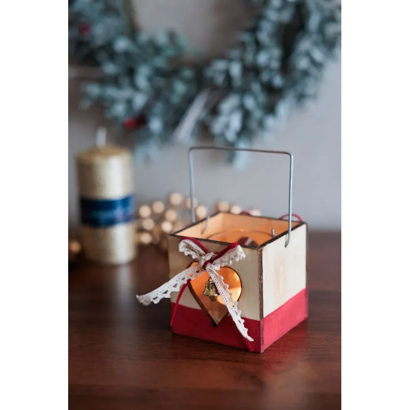 Vianočná dekorácia z dreva Krabička, 8x8 cm, balenie 5 ks