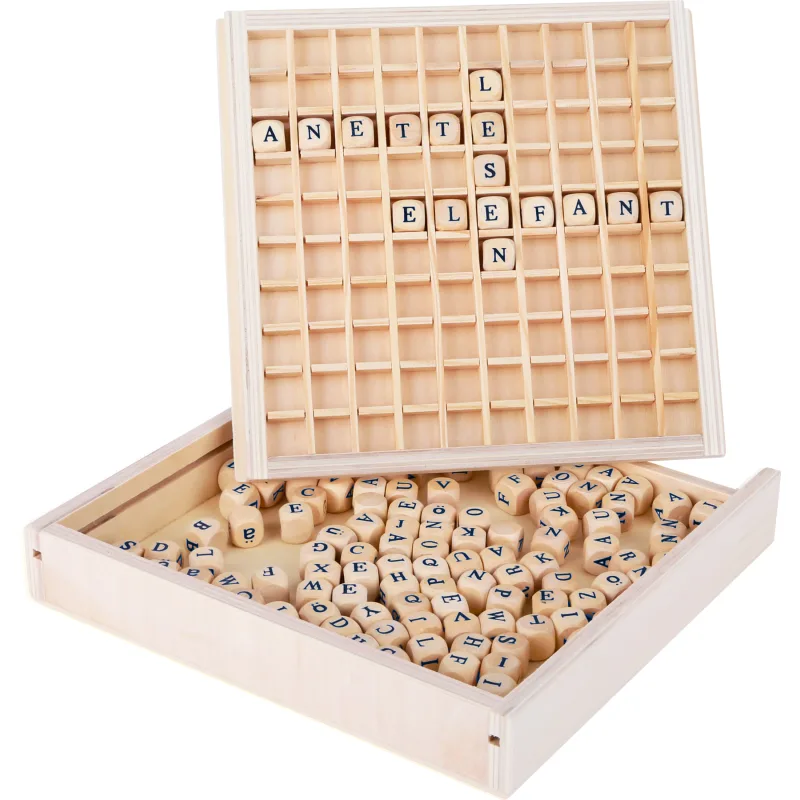 Drevená hra Scrabble