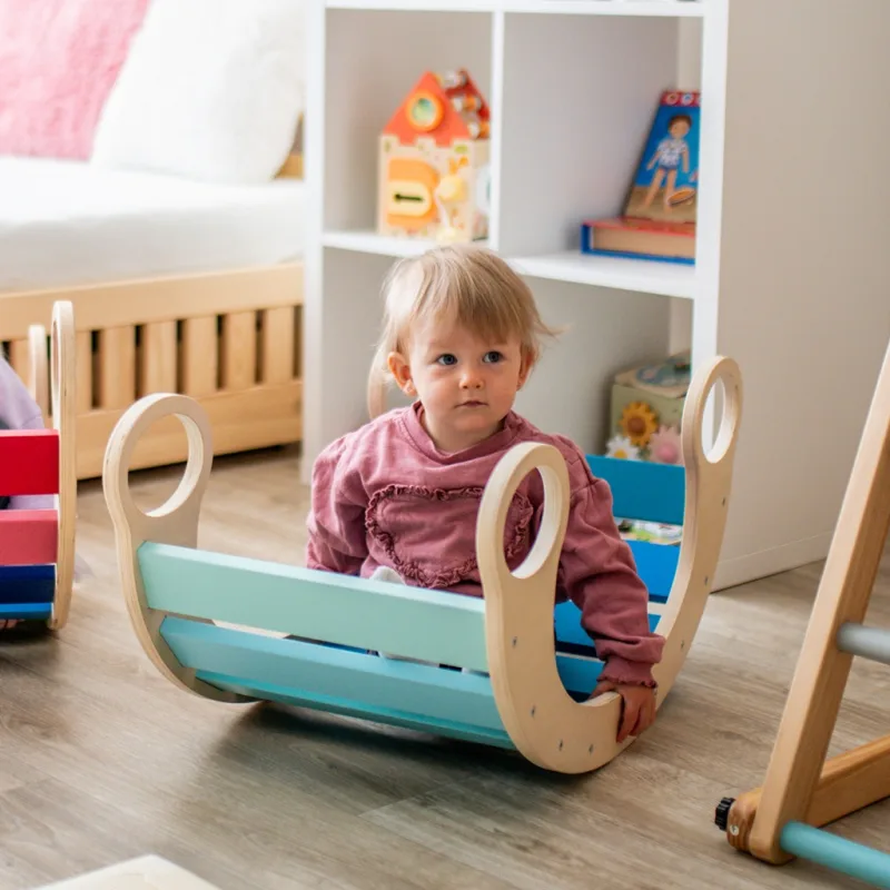 Dvěděti Montessori modrá hojdačka