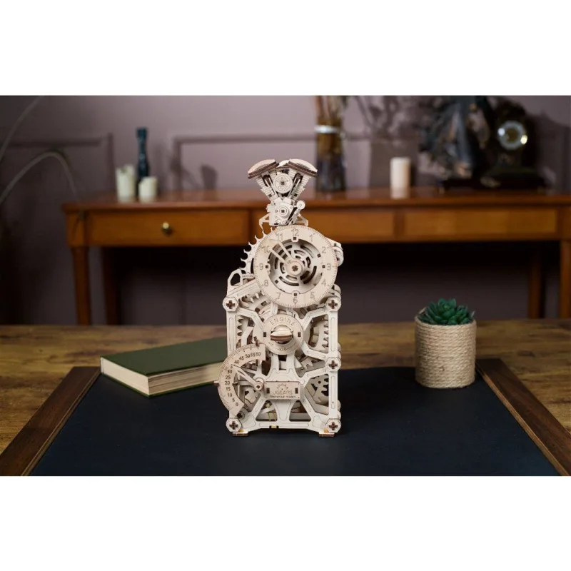 Ugears 3D drevené mechanické puzzle Hodiny motora