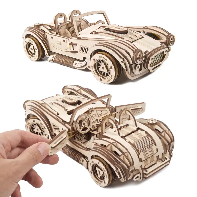 Ugears 3D mechanické puzzle - Driftujúci závodiak Cobra 370 ks
