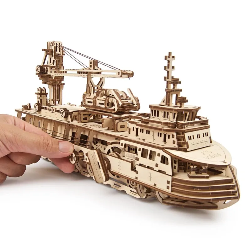 Ugears 3D mechanické puzzle - Výskumná loď 575 ks