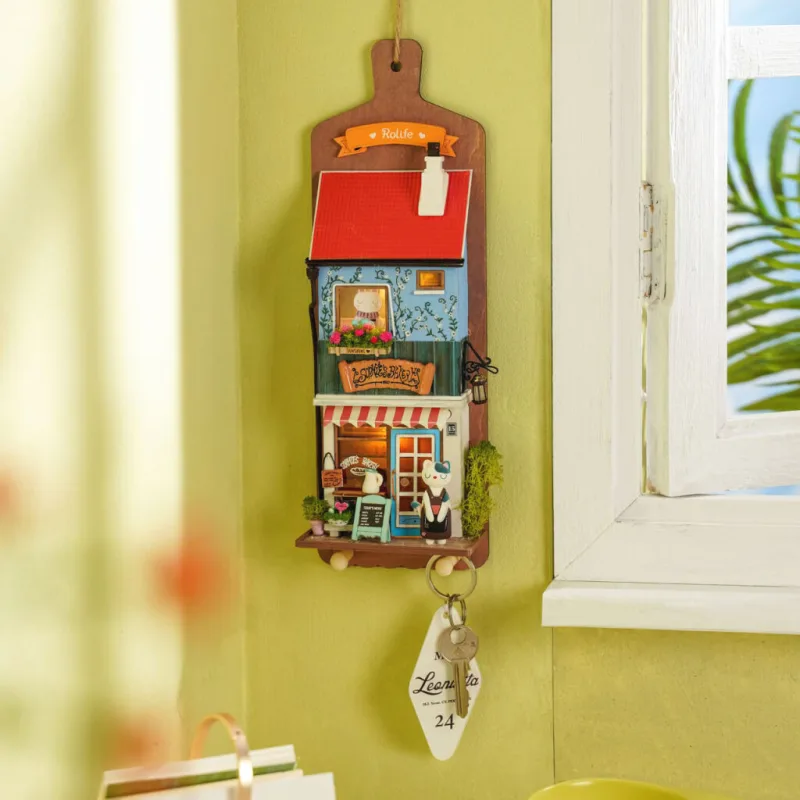 RoboTime Drevené 3D puzzle Miniatúra domčeka na zavesenie Sofiina pekáreň