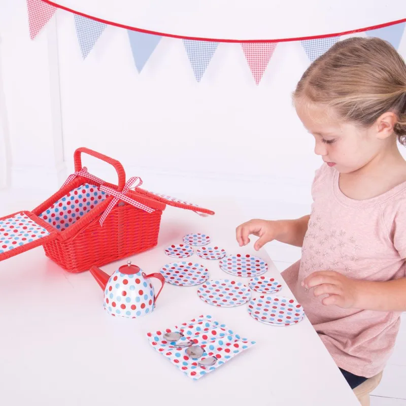 Bigjigs Toys Čajová bodkovaná sada v piknikovom koši