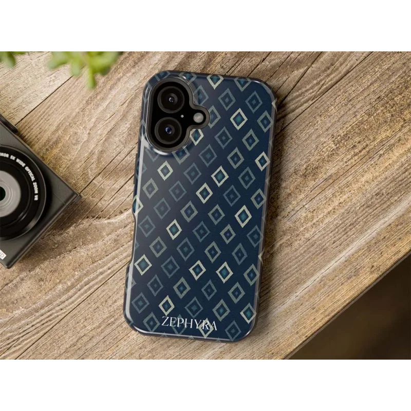 ZEPHYRA Dockside Diamonds - iPhone 17 Kryt