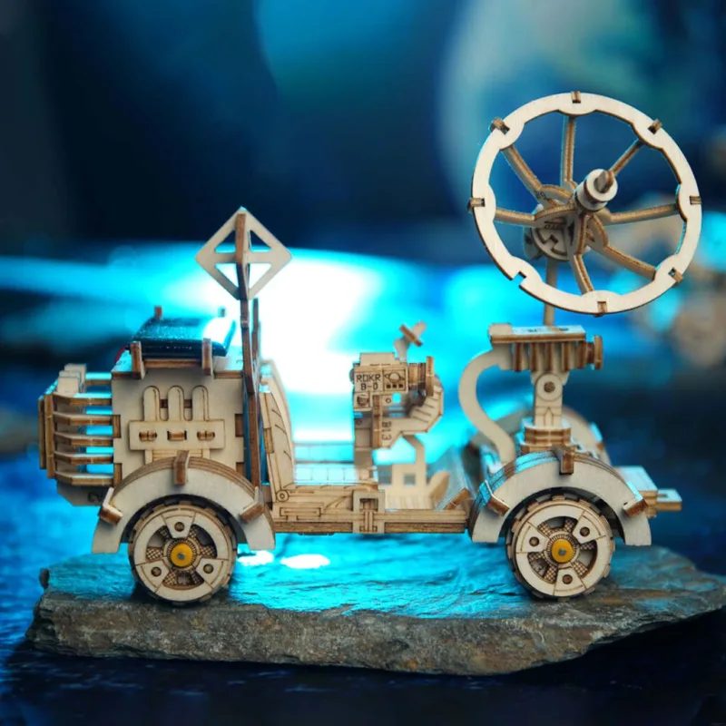 RoboTime Drevené 3D puzzle na solárny pohon Lunárne vozidlo