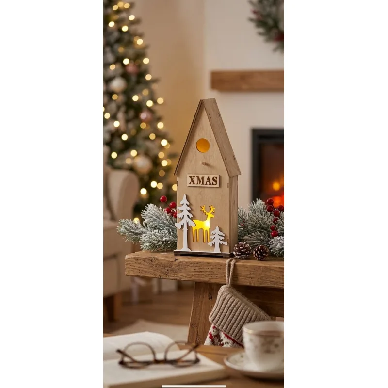 Vianočná dekorácia z dreva Vtáčia búdka, 3x LED, 12x7x32 cm