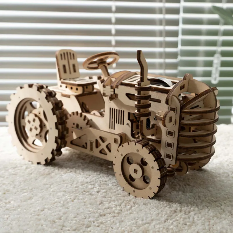 RoboTime Drevené 3D mechanické puzzle Traktor 135 ks