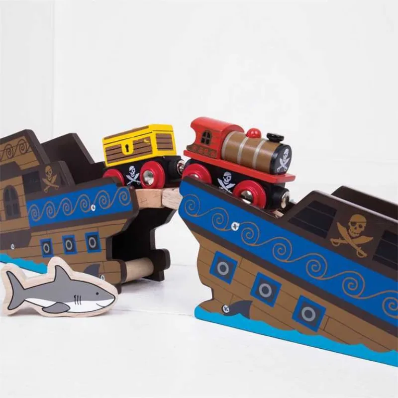 Bigjigs Rail Drevené vláčiky - Pirátsky vlak + 3 koľaje