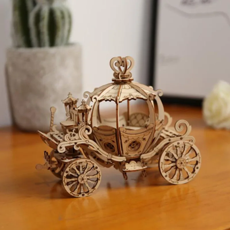 RoboTime Drevené 3D puzzle Rozprávkový koč 182 ks