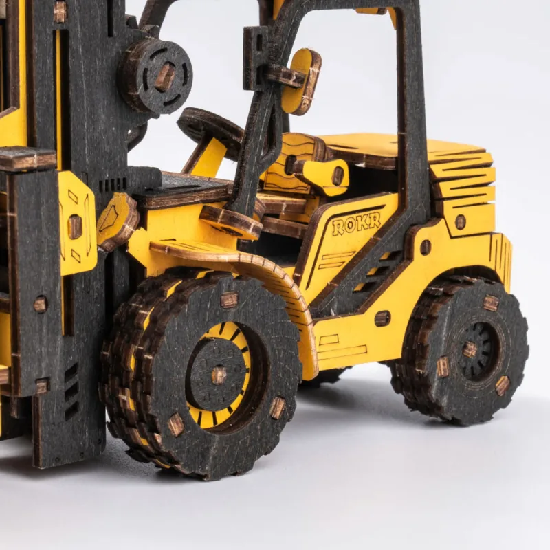 RoboTime Drevené 3D puzzle Vysokozdvižný vozík