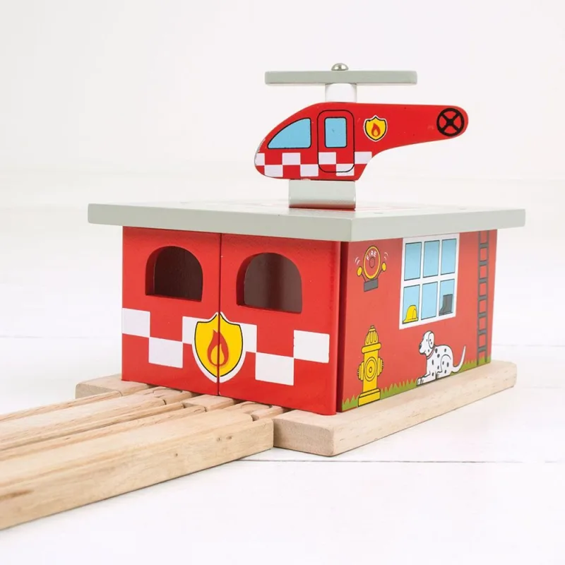 Bigjigs Rail Drevené vláčiky - Depo hasičskej stanice