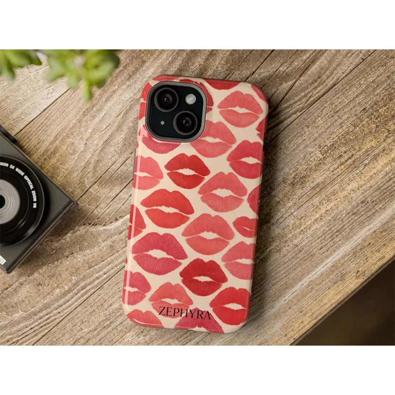 ZEPHYRA Lip Lock - iPhone 13 Kryt