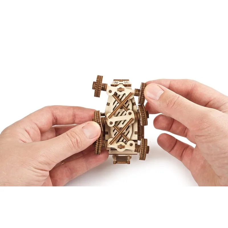 Ugears 3D mechanické puzzle - Bugina z Marsu 95 ks