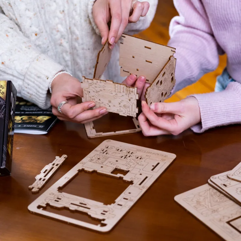 3D drevená mechanická skladačka hlavolamu Orbitálna schránka