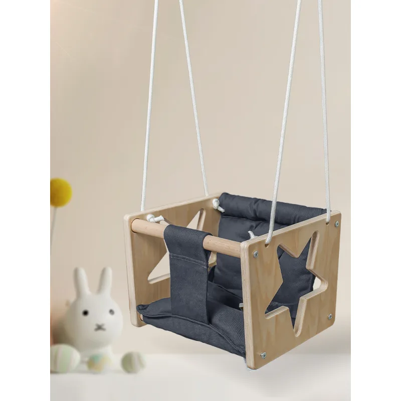 2Kids Toys Drevená hojdačka Hviezda
