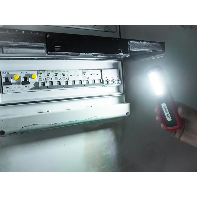 Svietidlo Worklight CWL1110, COB+1 XPE 200 lm, 1200mAh, magnet, USB nabíjanie