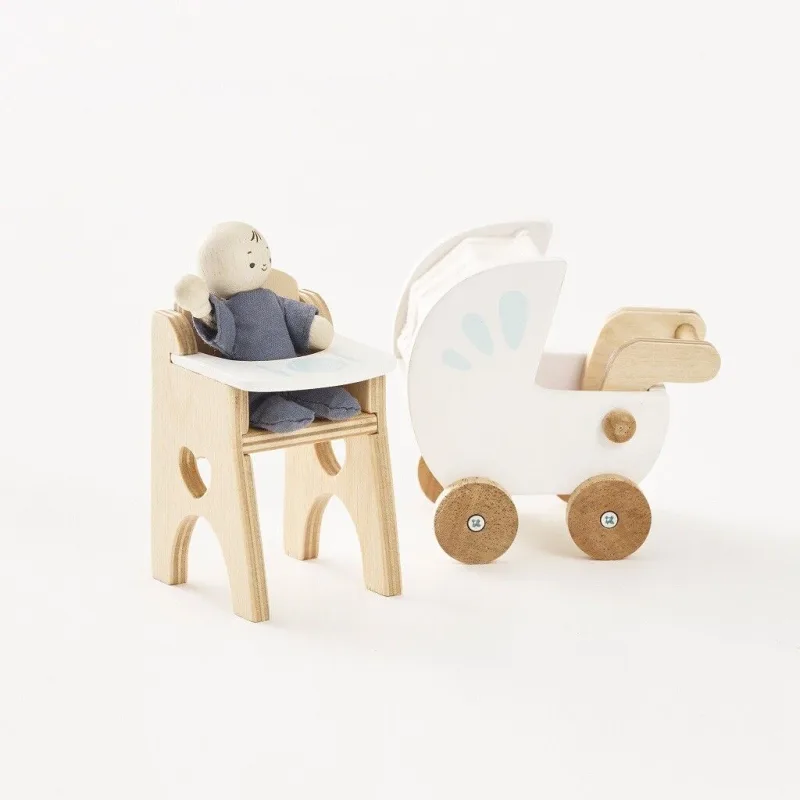 Le Toy Van Set bábätko s príslušenstvom