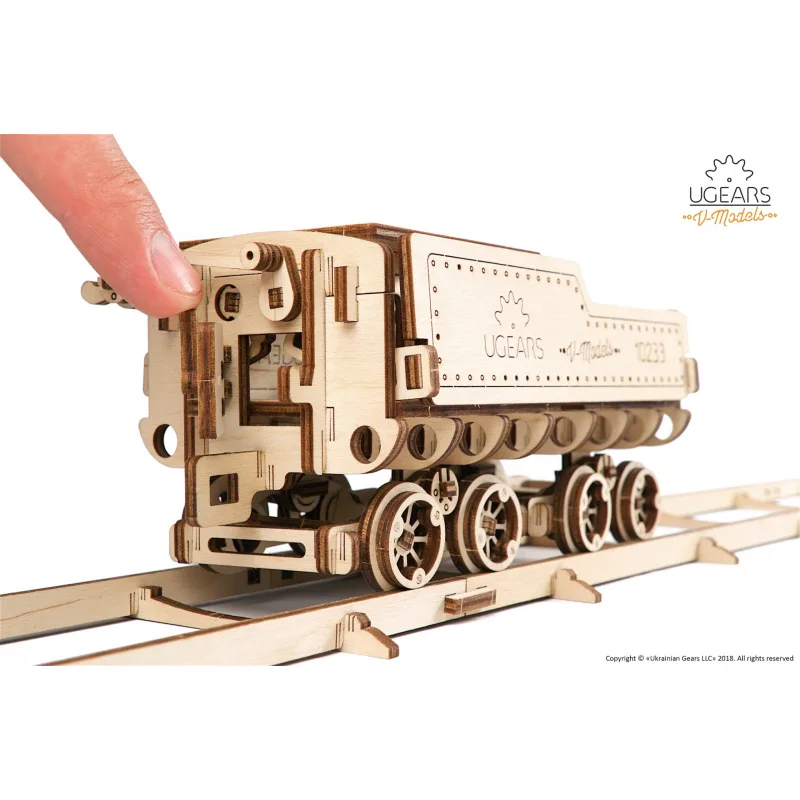 Ugears 3D mechanické puzzle - V-Express parný vlak so súpravou 538 ks