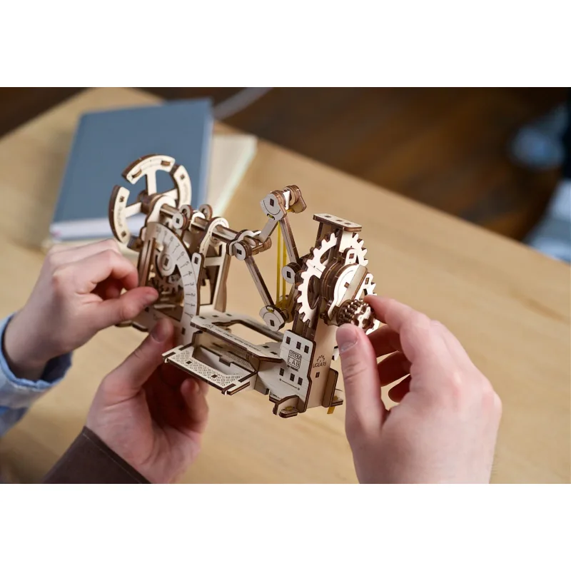 Ugears 3D mechanické puzzle - Tachometer 117 ks