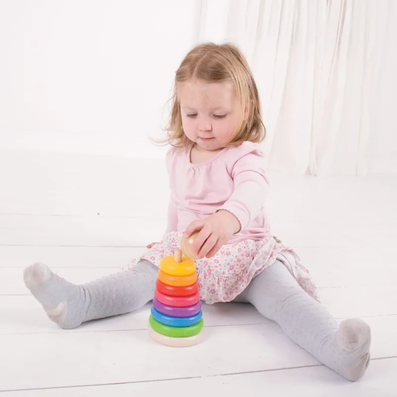Bigjigs Toys Nasadzovanie na tyč - Dúhový panáčik