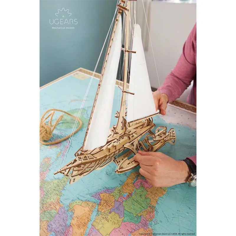 Ugears 3D mechanické puzzle - Plachetnica Trimaran Merihobus 237 ks