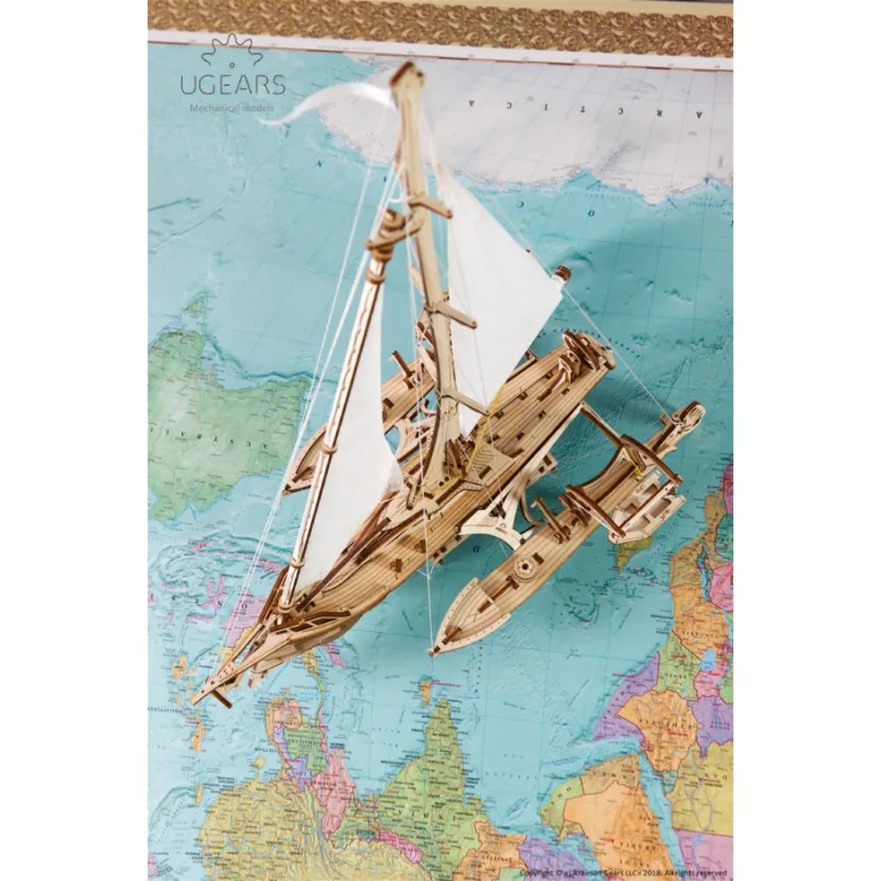 Ugears 3D mechanické puzzle - Plachetnica Trimaran Merihobus 237 ks