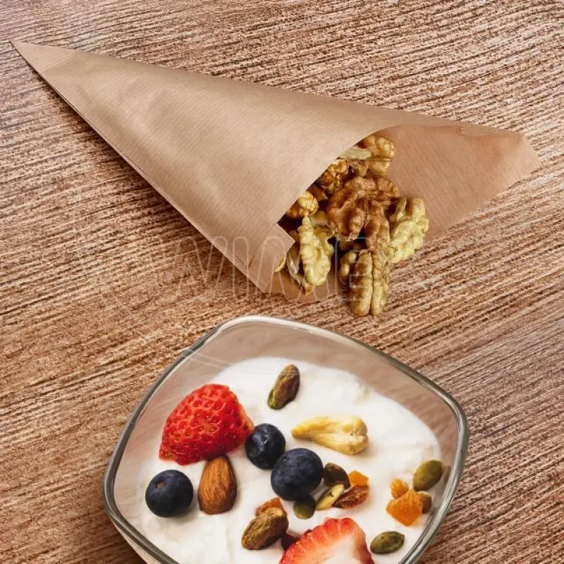 Papírový kornout,kraft, vázaný (PAP)(FSC Mix) 19x19 cm , 125 g (70819.1) 100ks