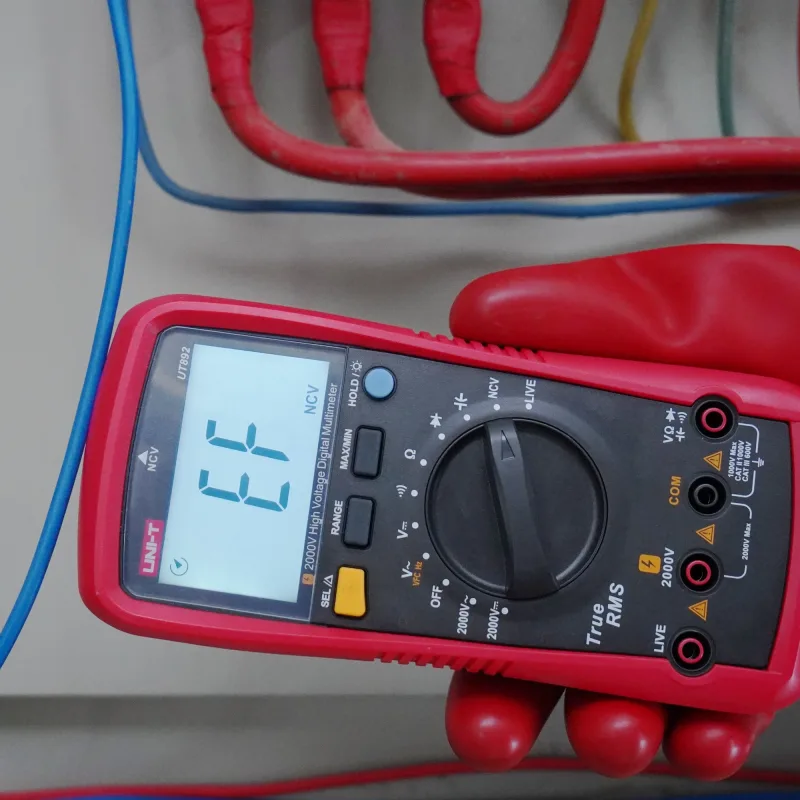 Univerzálny multimeter Uni-T UT892 MIE0469 automatické prepínanie rozsahu merania