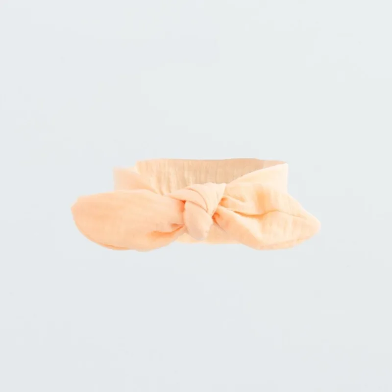 Dojčenská mušelínová čelenka New Baby Leny Peach