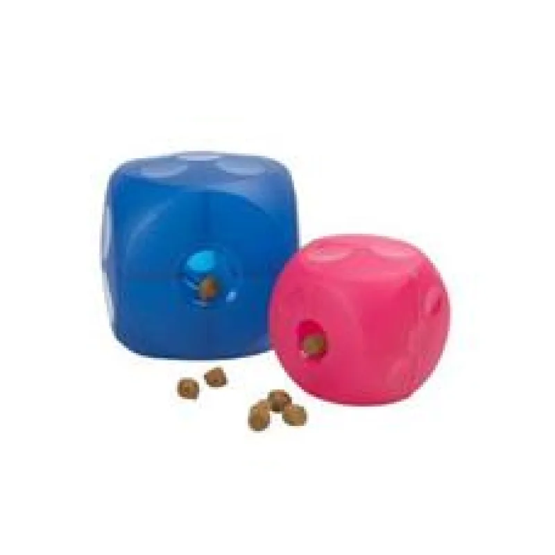 Hračka pes BUSTER Soft Mini Cube 9 cm modrá