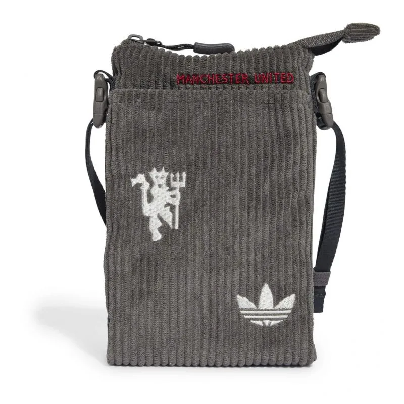Adidas Manchester United taška - SKLADOM