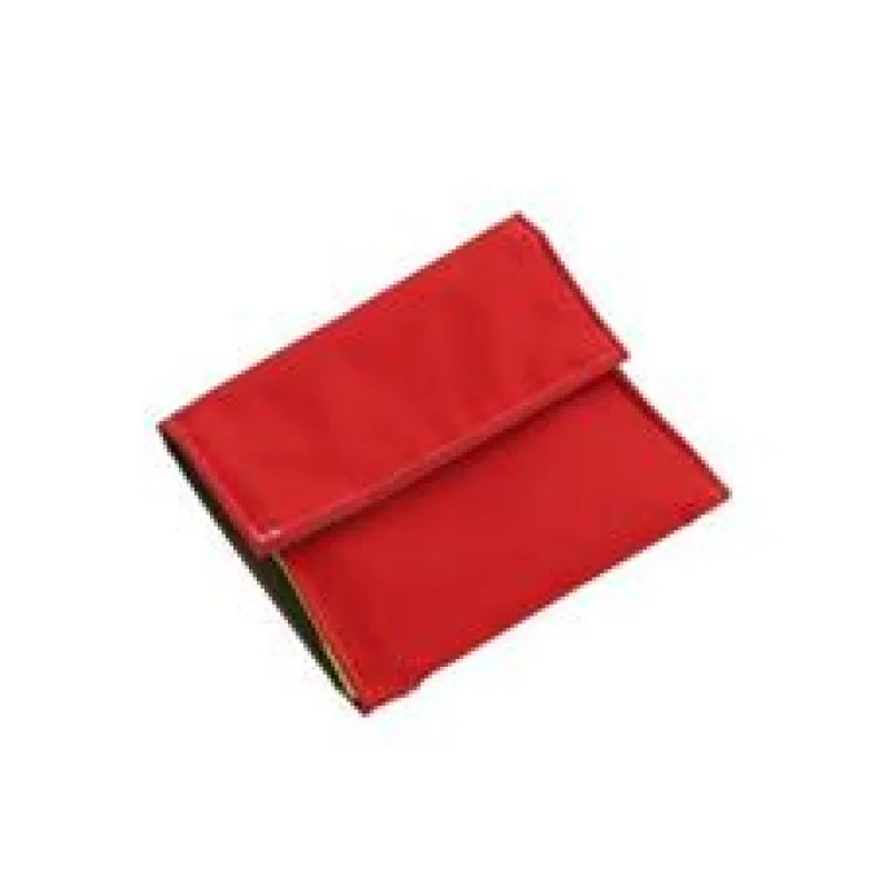 Hračka pes BUSTER ActivityMat, Wallet 3(úroveň 2)