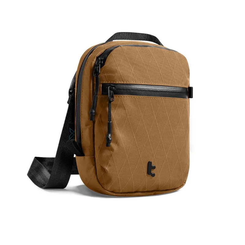 TomToc taška Aviator T37 X-Pac Travel Crossbody Bag - Brown
