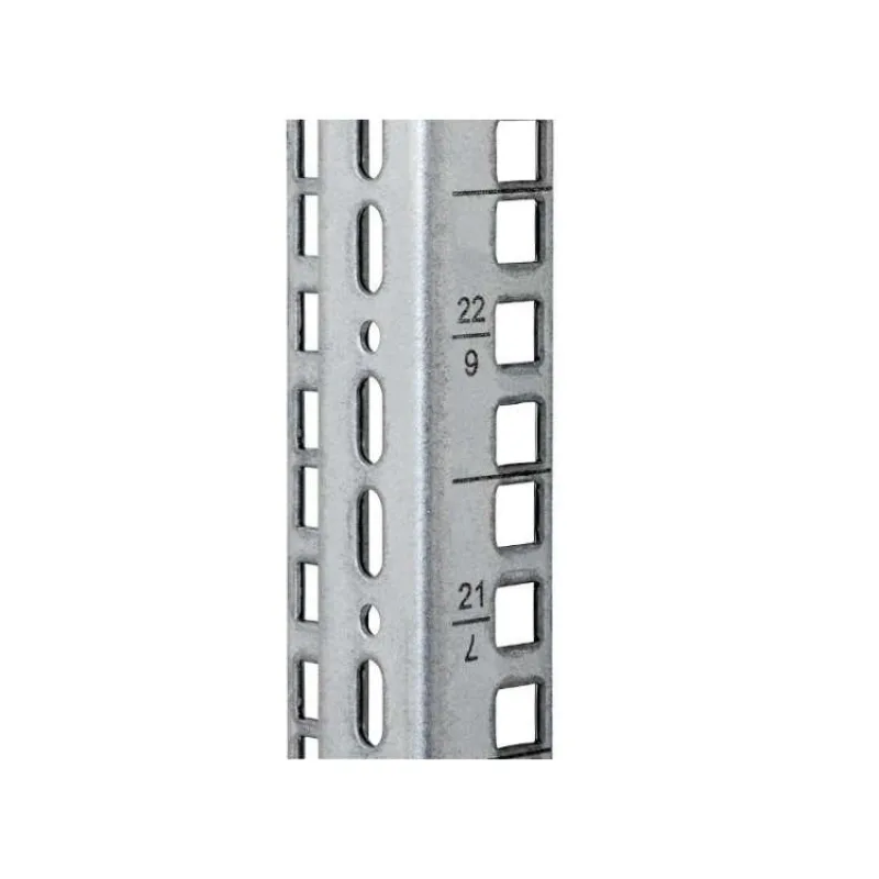 Triton vertikální lišta 4U (RAX-VL-X04-X1)