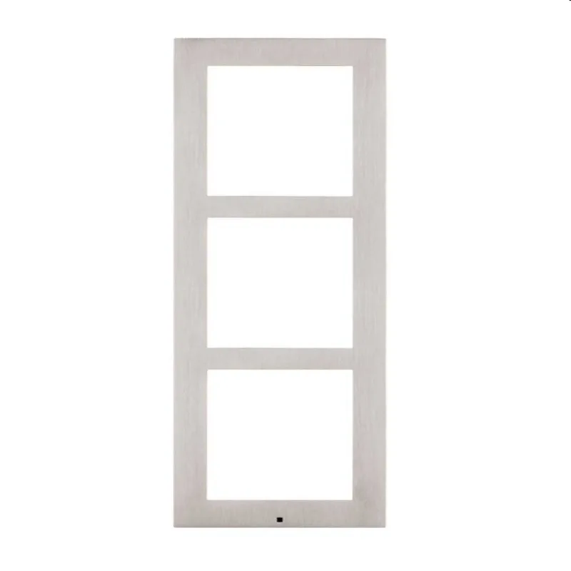 2N® IP Verso - Rám pro instalaci na povrch, 3 moduly