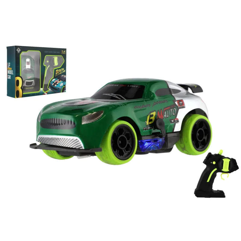 Teddies Auto RC závodné 2,4GHz plast 12cm na batérie so svetlom zelené v krabici 23x17x5,5cm