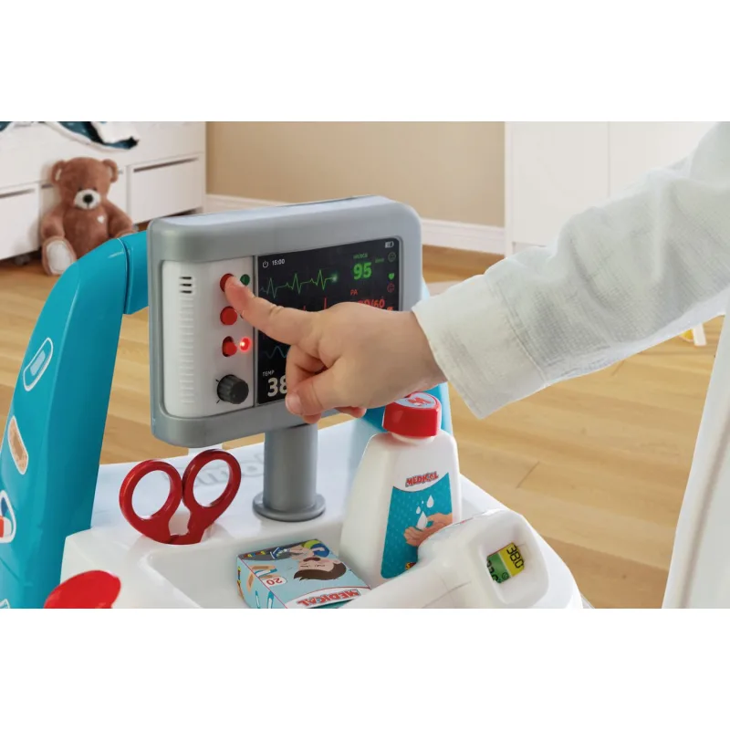 Smoby Elektronický vozík Smoby Medical s príslušenstvom.