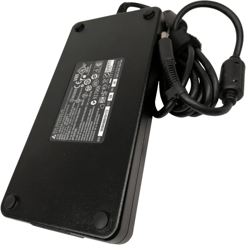 Napájecí adaptér MSI 230W 19,5V (vč.síť.šňůry) GL6 77011240