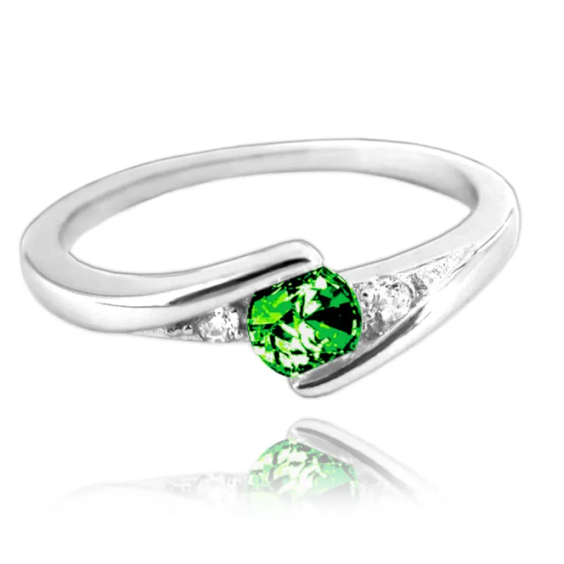 Elegantný strieborný prsteň so zeleným zirkónom MINET JMAN0046GR, 51